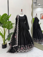 Blockbuster Black Chinon Silk Thread With Sequence Work Gown