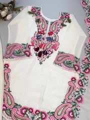 Stylish Beautiful White Georgette Embroidery Thread Work Suit