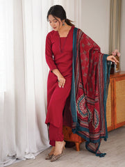 Beautiful Rayon Silk Kurti & Pant With Digital Printed Dupatta