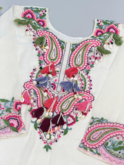 Stylish Beautiful White Georgette Embroidery Thread Work Suit