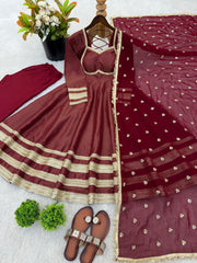 Beautiful Cosmos Gold Elegant Heavy Lace Work Designer Anarkali