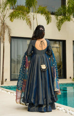 Elegance roman Simmer Silk Work Gown