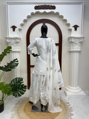 Beautiful Mull Chanderi Cotton With Thread Work Suit