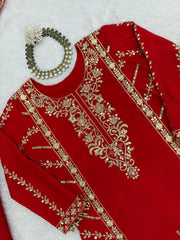 Elegant Designer Chinon Silk Thread With Sequence Work Suit