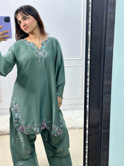 Elegant Natural Crep Thread Sequence Work Suit