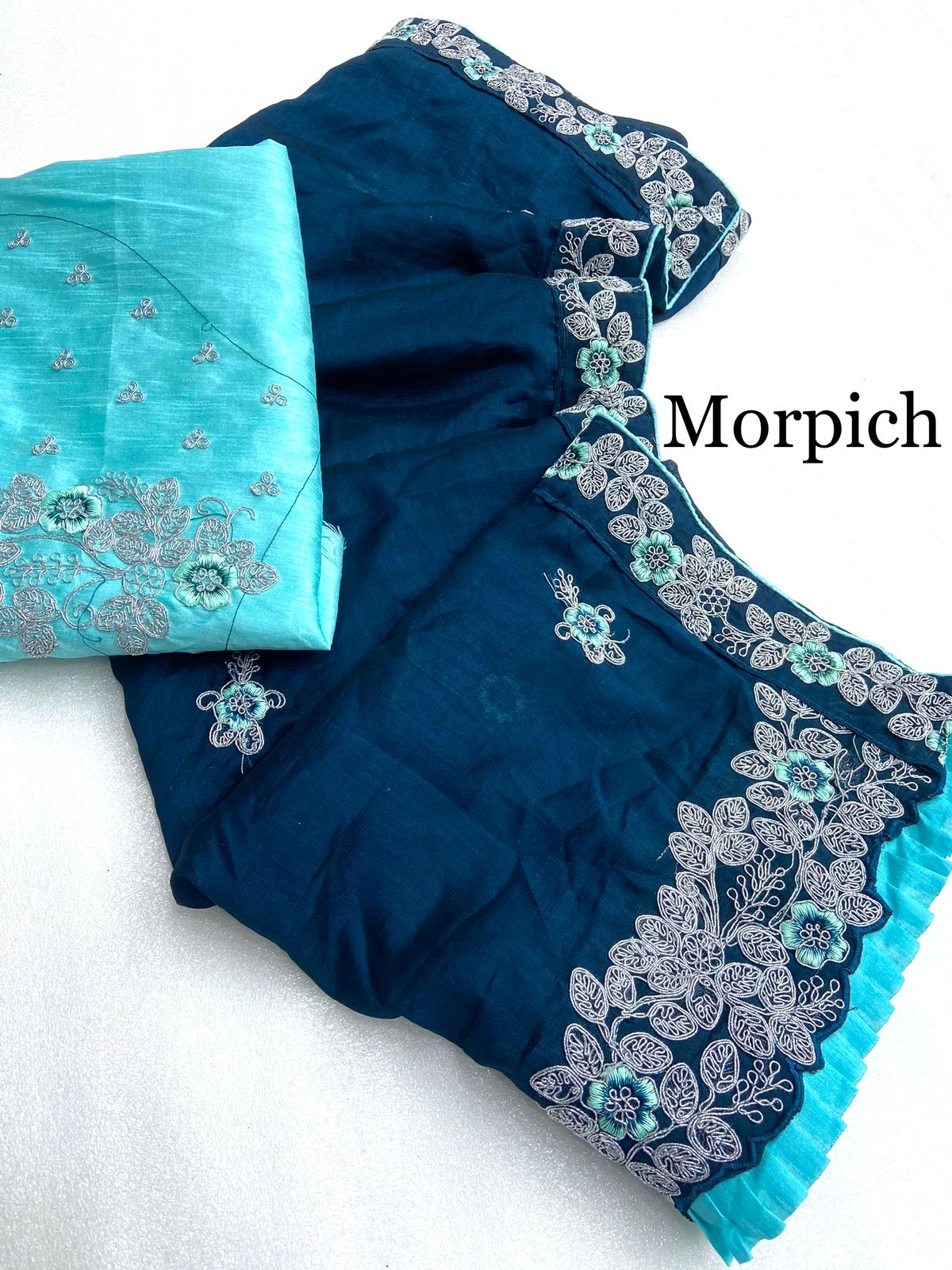 Attractive Blooming Vichitra Work Saree