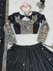 Beautiful Natural Crep Silk Coding Dori With Thread & Sequence Work Lehenga Choli