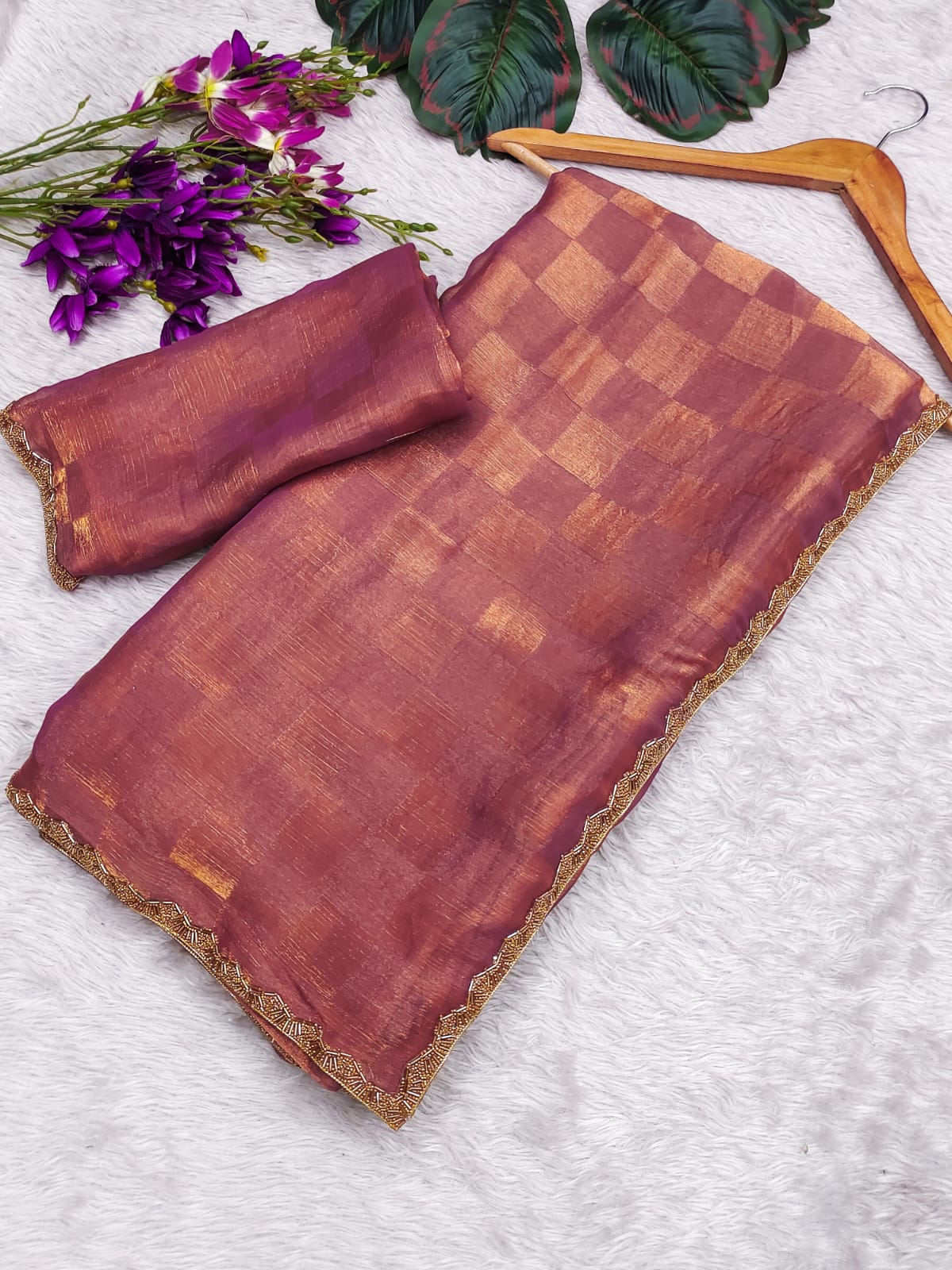 Beautiful Special Simmri Golden Box Pattern In Sapce Silk Saree