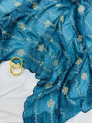 Party-wear Gold Crush Beats Sequence Work Saree