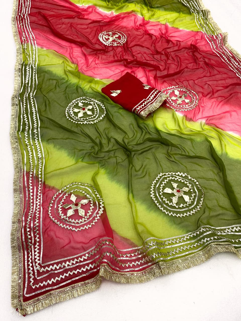 Beautiful Tie & Dye Lehariya Patta Dyeing & Hand Charkhi Gotta Work Saree