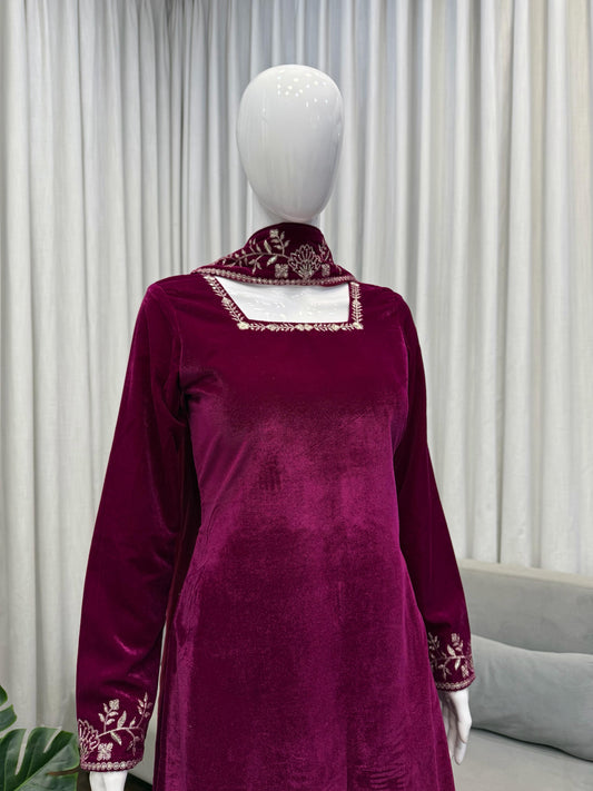 Elegant Ethnic Winter Special Thread & Sequence Work Suit