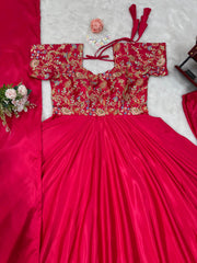Beautiful Party-wear Natural Crep Thread With Sequence Work Gown