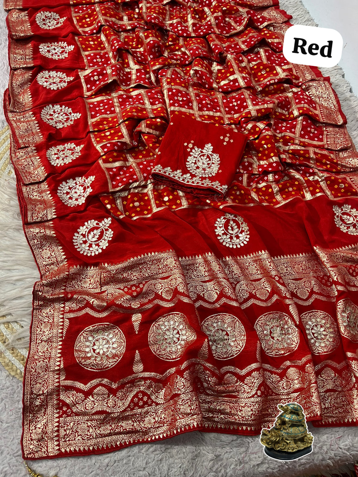 Beautiful Dola Viscose Weaving Heavy Saree With Rich Pallu
