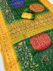 Beautiful Traditional Printed Bandej Printed Saree