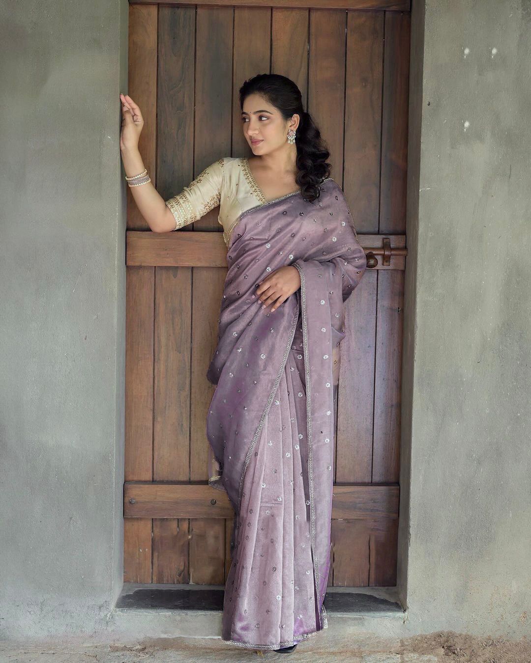 Party-wear Beautiful Designer Heavy Twill Net Saree