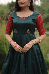 Simple Weave With A Sharp Hand Banarasi Jacquard Fabric Silk Gown