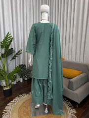 Elegant Natural Crep Thread Sequence Work Suit