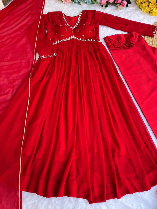 Beautiful Party-wear Red Blooming Georgette Gown