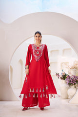 Girly Stylish Thread & Real Mirror With Tassels & Fancy Lace Co-Ord Set