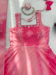 Pretty Pink Georgette With Digital Printed Gown