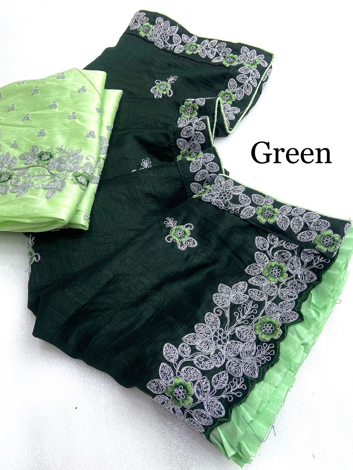 Attractive Blooming Vichitra Work Saree