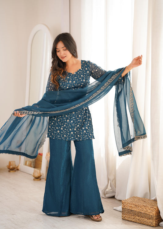Elegant Crunchy Silk Kurta Set With Bell Bottom & dupatta