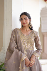 Beautiful Gold-Crush With Rich Sequins & Zari Embroidered Work Gown