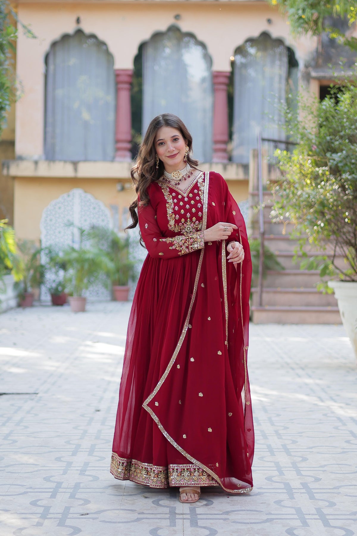 Beautiful Stunning Glamours Blooming Georgette With Sequence Work Gown
