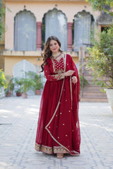 Beautiful Stunning Glamours Blooming Georgette With Sequence Work Gown
