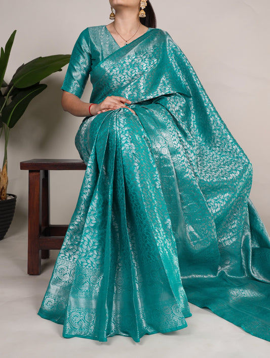South Indian Special Kanjivaram Silk Zari Weaving Work Saree