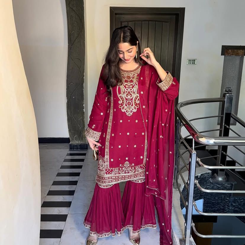 Beautiful Designer Party-Wear Gorgeous Dress