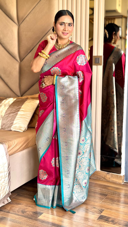 Beautiful Soft & Elegant With Rich & Vibrant Colour Combination Saree
