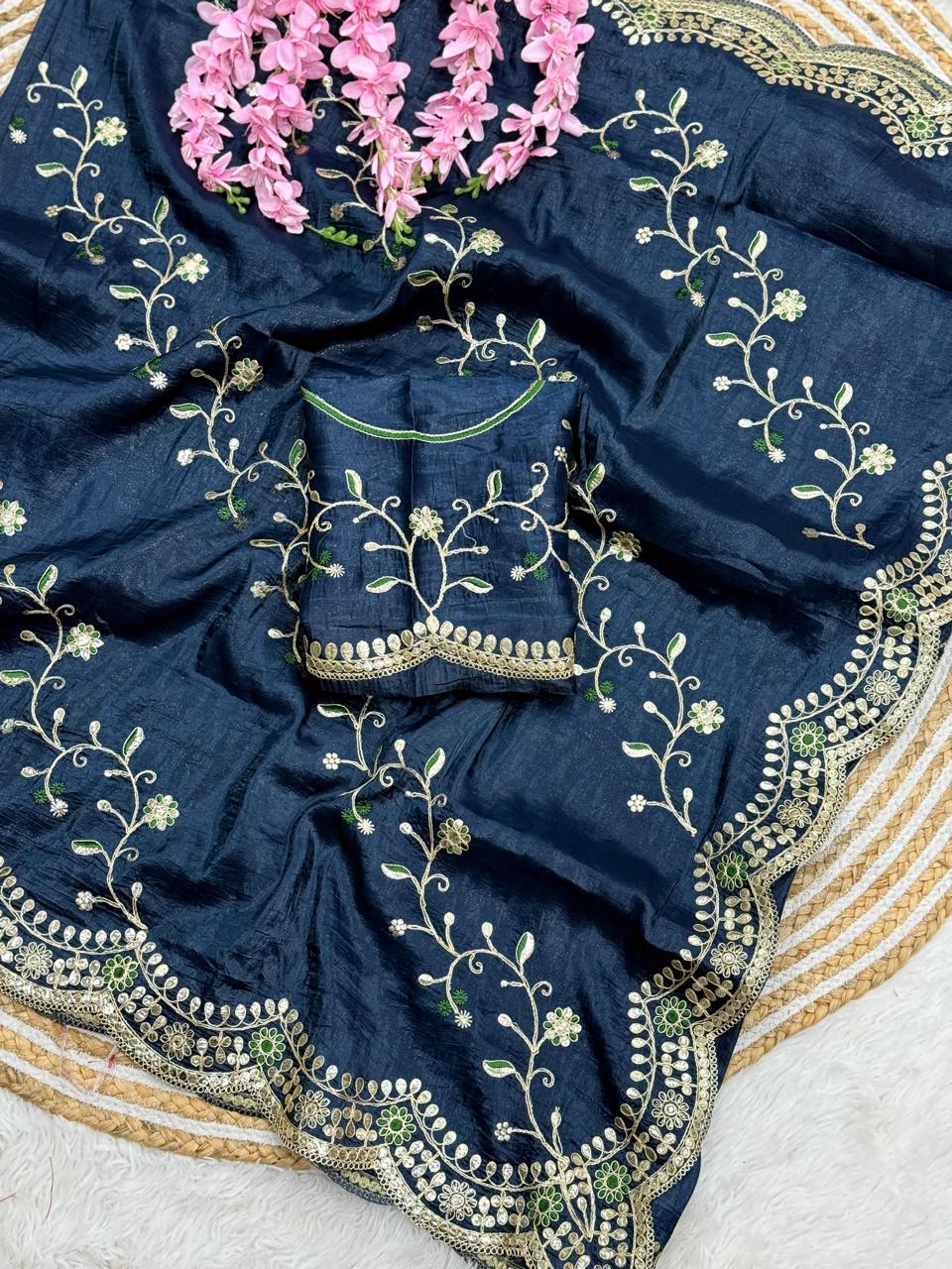 Party-wear Soft Light Weight Gold Crush Gotapatti Work Saree
