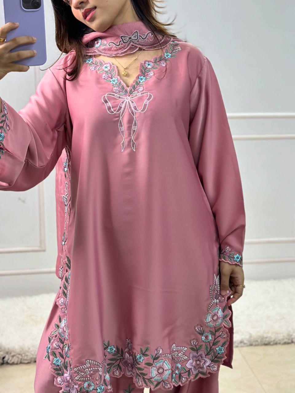 Elegant Natural Crep Thread Sequence Work Suit