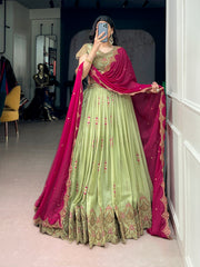 Royal Perfect Blend Georgette Zari Sequence Resham Embroidery Work Lehenga Choli