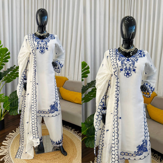 Beautiful Mull Chanderi Thread With Sequence Work Suit