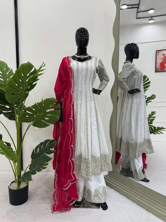 Party-wear Georgette Sequence With Thread Work Gown