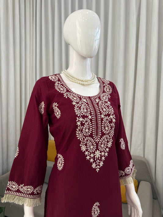 Beautiful Slub Rayon Thread With Fancy Lace Co-Ord Set