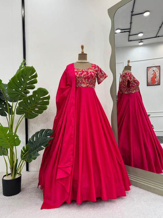 Beautiful Party-wear Natural Crep Thread With Sequence Work Gown