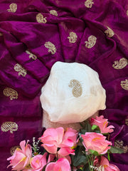 Beautiful Fendy Chiffon Silk Siroski & Val Moti Heart Cutwork Border Saree