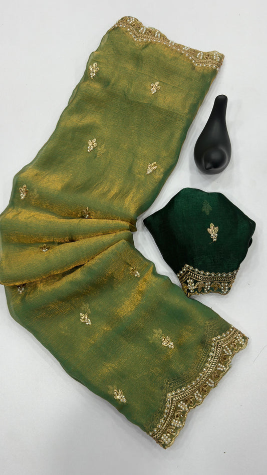 Breathtaking Fendy Silk Unique Texture & Radiant Saree