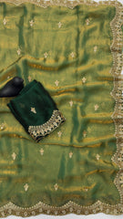 Breathtaking Fendy Silk Unique Texture & Radiant Saree