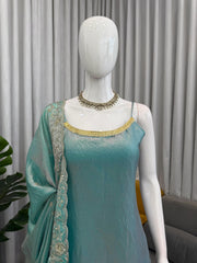 Party-wear Fendy Silk Thread With Sequence Work Suit